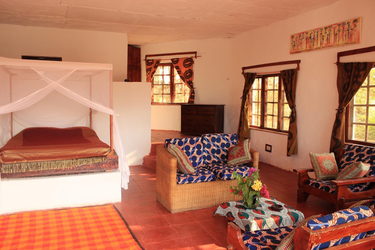 Njaya Lodge Nkhata Bay Ngoại thất bức ảnh